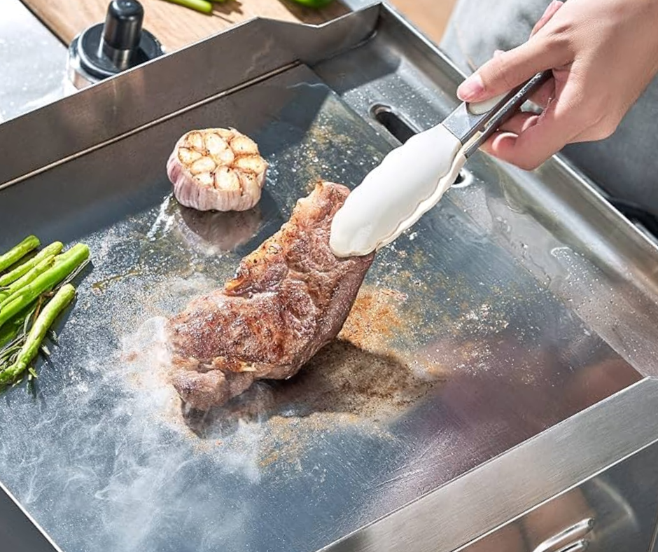 Griddle vs Grill: Choosing the Right Cooking Surface